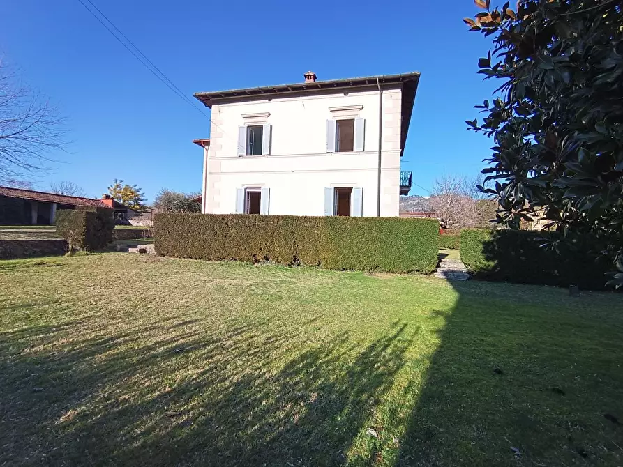 Immagine 3 di Villa in vendita  a Coreglia Antelminelli