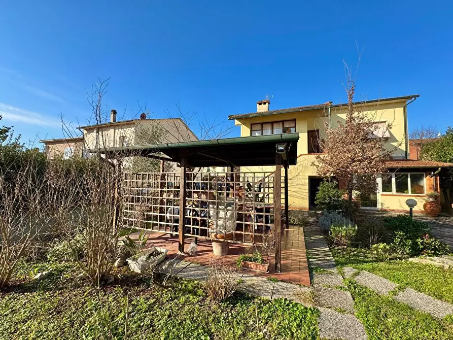 Immagine 15 di Casa indipendente in vendita  a Ponsacco