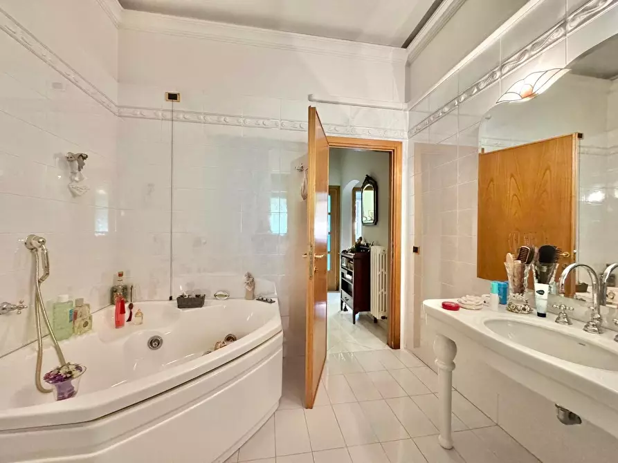 Immagine 13 di Casa indipendente in vendita  a Ponsacco