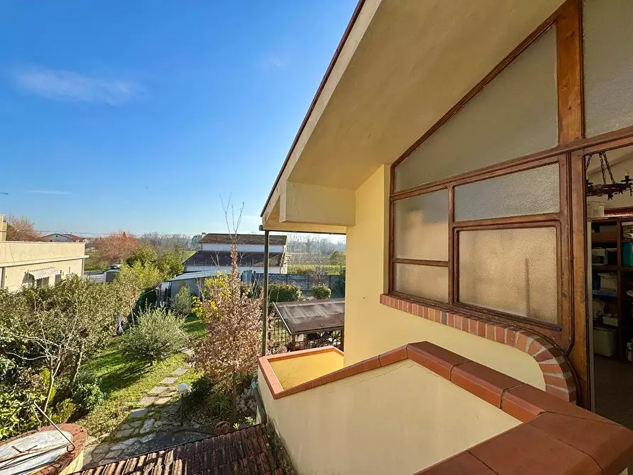 Immagine 42 di Casa indipendente in vendita  a Ponsacco