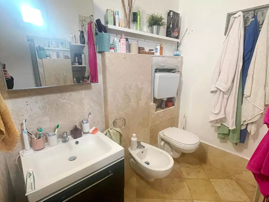 Immagine 5 di Appartamento in vendita  a Cascina