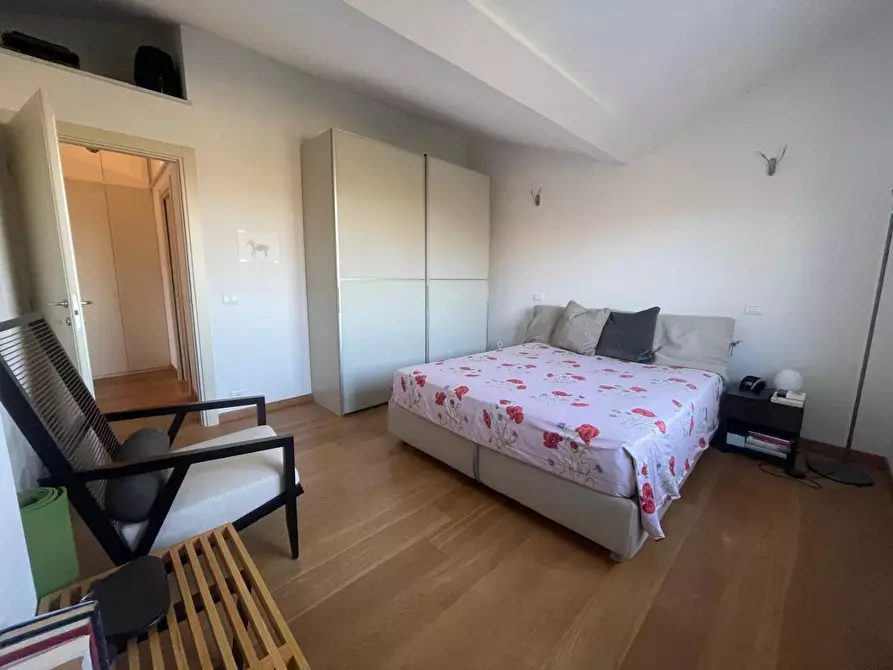 Immagine 6 di Appartamento in vendita  a Ortonovo