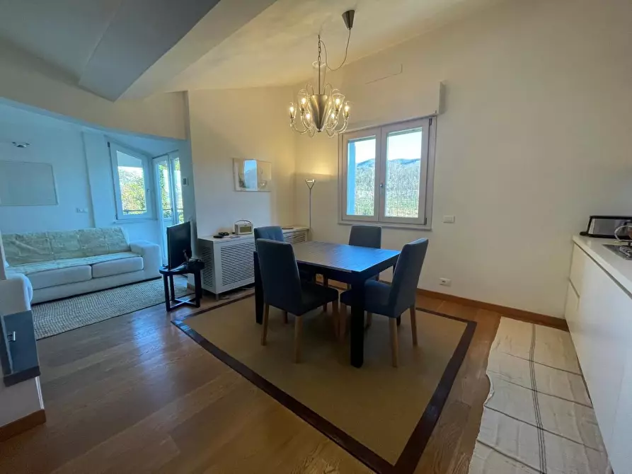 Immagine 7 di Appartamento in vendita  a Ortonovo