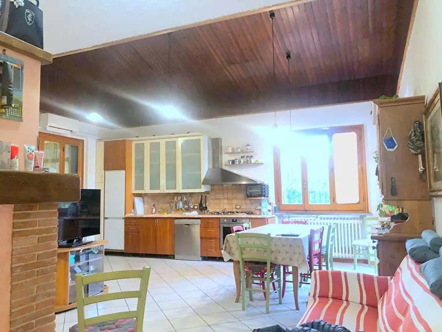 Immagine 6 di Villa in vendita  a Montelupo Fiorentino