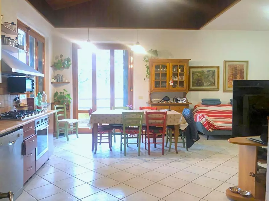 Immagine 3 di Villa in vendita  a Montelupo Fiorentino