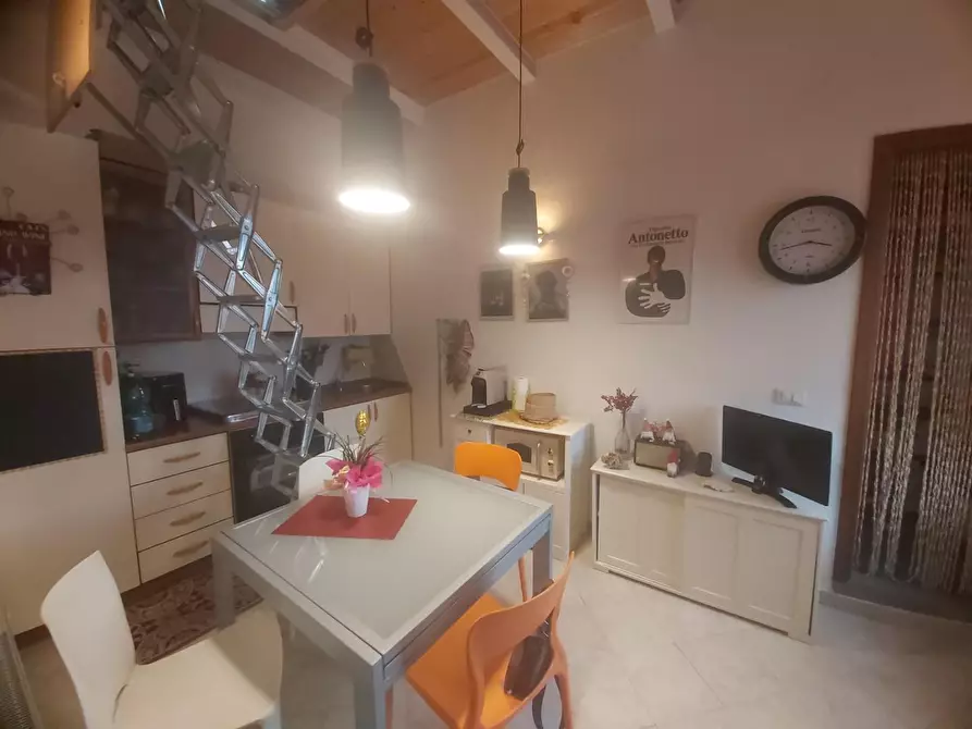 Immagine 5 di Appartamento in vendita  a Vicopisano