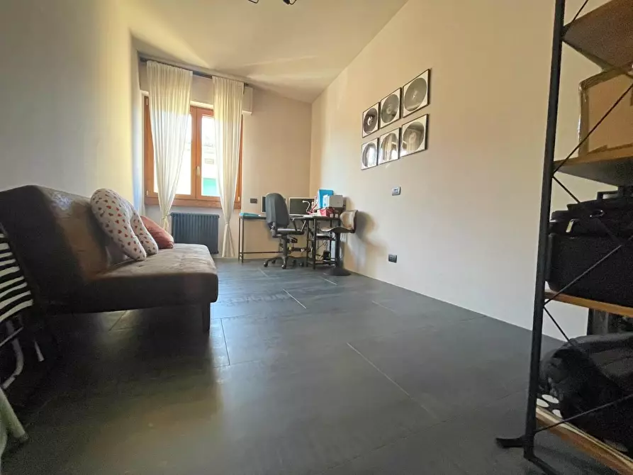 Immagine 4 di Appartamento in vendita  a Poggibonsi