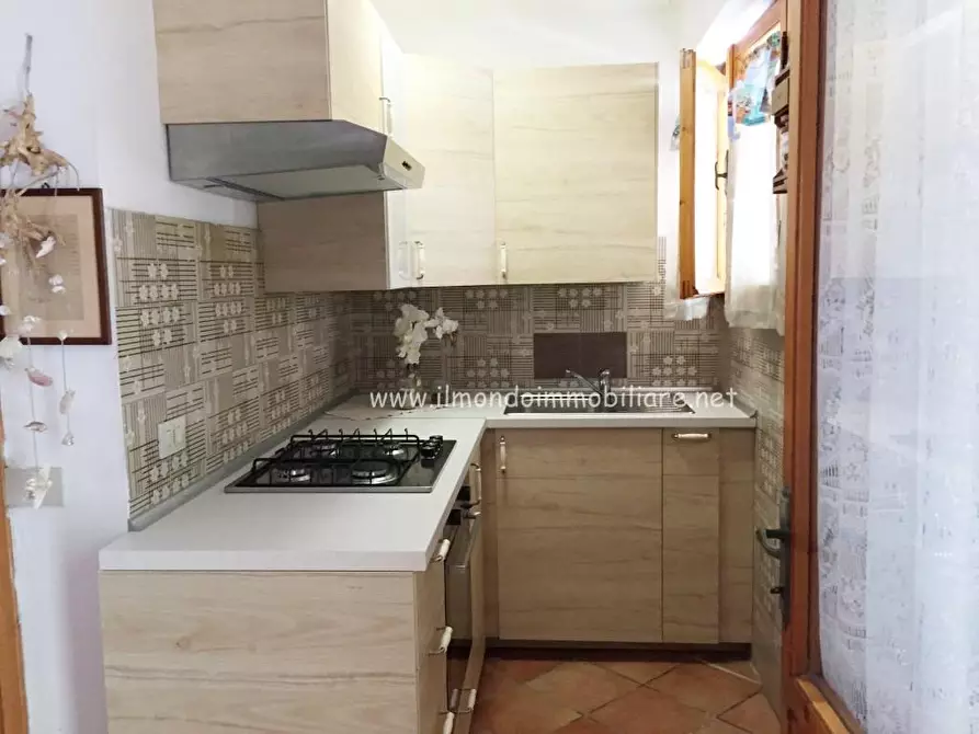 Immagine 12 di Appartamento in vendita  a Rosignano Marittimo