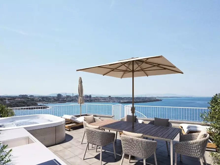 Immagine 45 di Mansarda in vendita  a Rosignano Marittimo