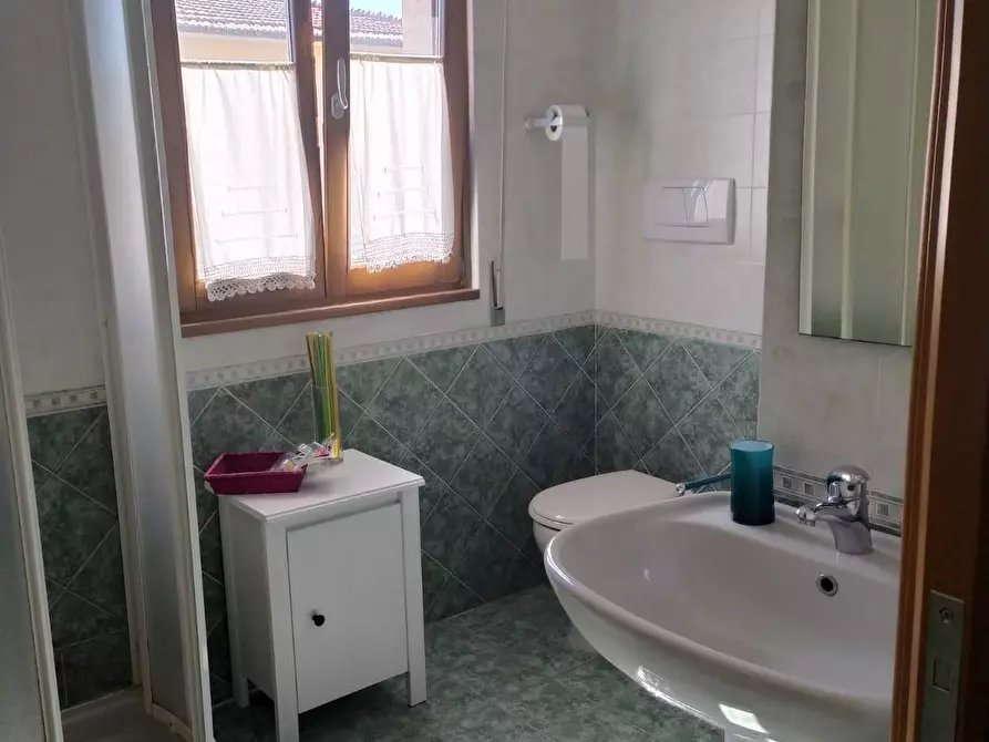 Immagine 5 di Appartamento in affitto  a Camaiore