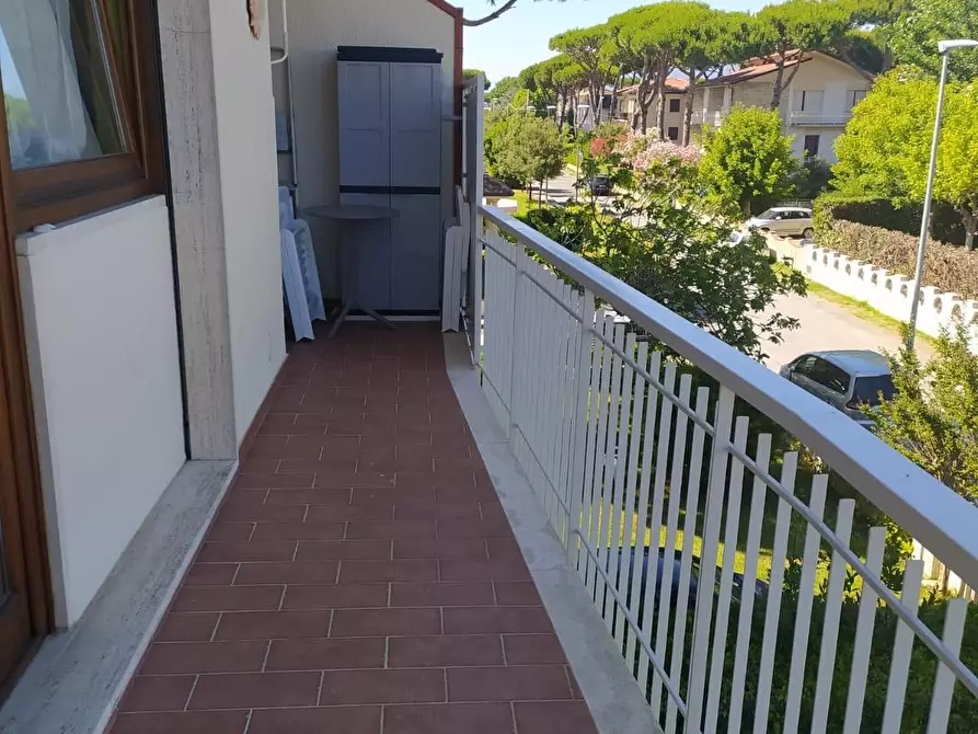 Immagine 8 di Appartamento in affitto  a Camaiore