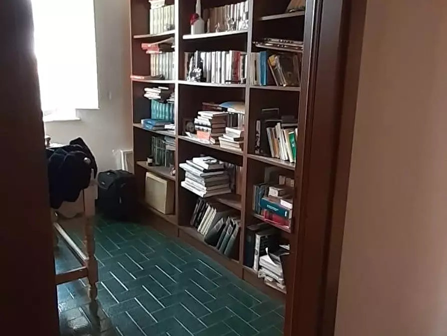 Immagine 18 di Casa indipendente in vendita  a Cascina