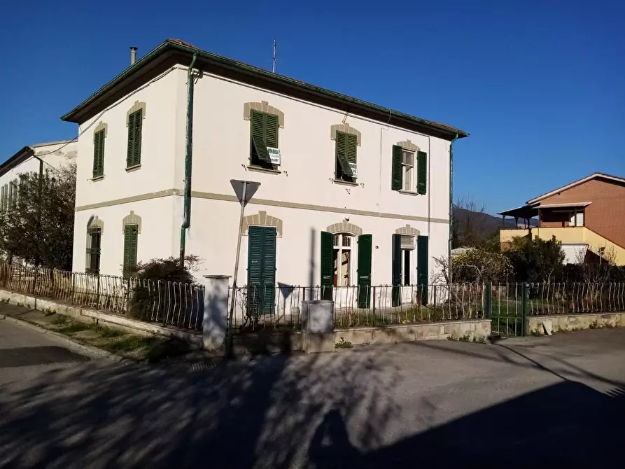 Immagine 23 di Casa indipendente in vendita  a Cascina