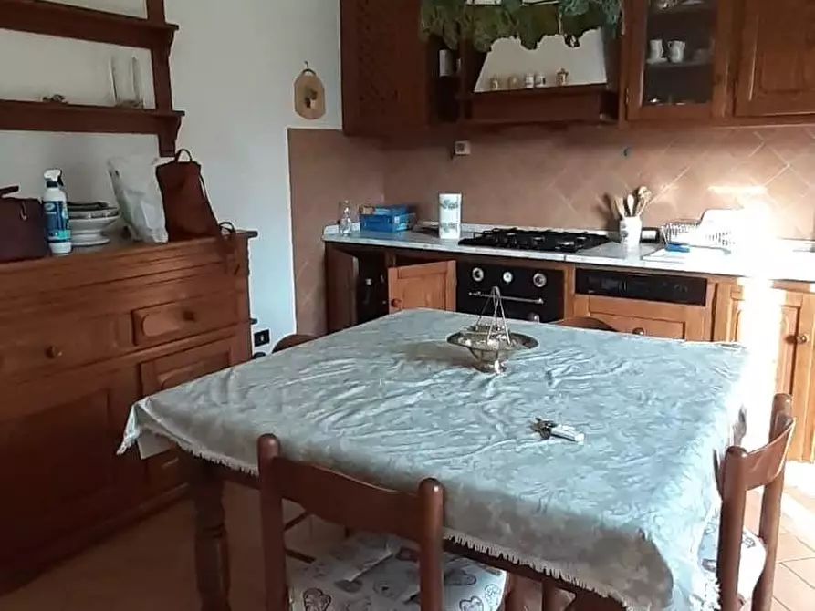 Immagine 16 di Casa indipendente in vendita  a Cascina