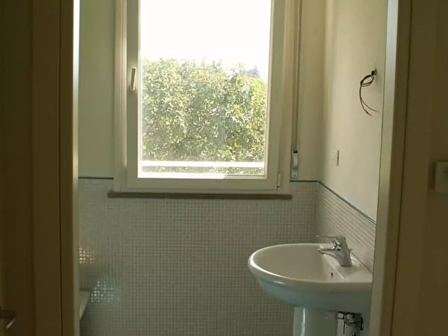 Immagine 5 di Appartamento in vendita  a San Giuliano Terme