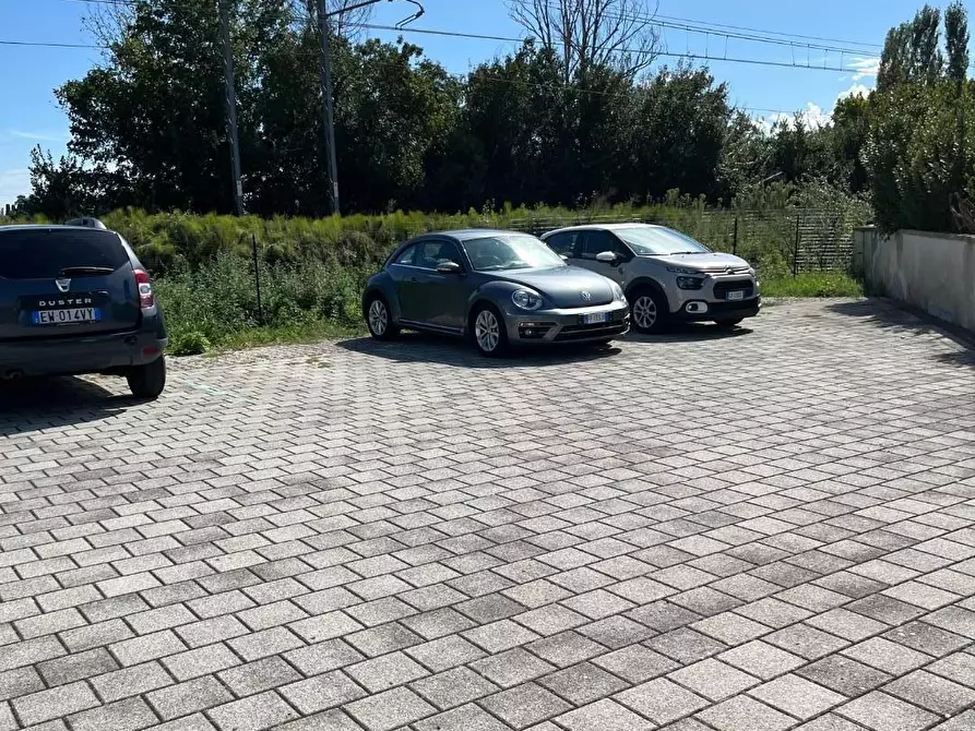 Immagine 14 di Appartamento in vendita  a San Giuliano Terme