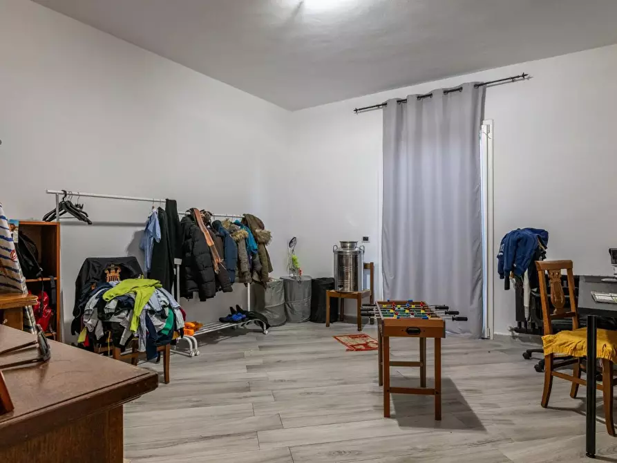 Immagine 20 di Casa indipendente in vendita  a Santa Maria A Monte