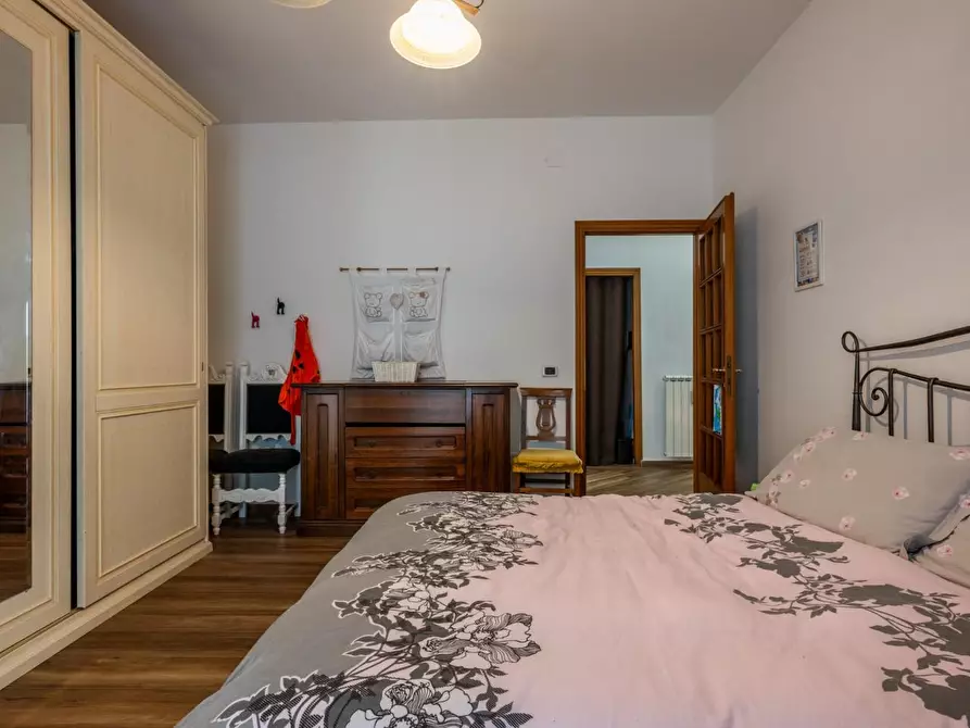 Immagine 26 di Casa indipendente in vendita  a Santa Maria A Monte