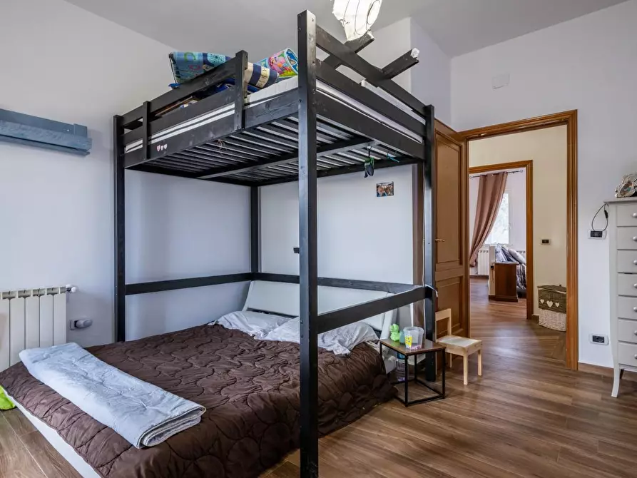 Immagine 30 di Casa indipendente in vendita  a Santa Maria A Monte