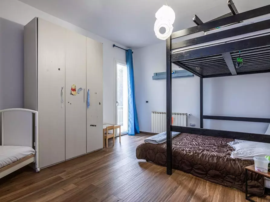 Immagine 29 di Casa indipendente in vendita  a Santa Maria A Monte