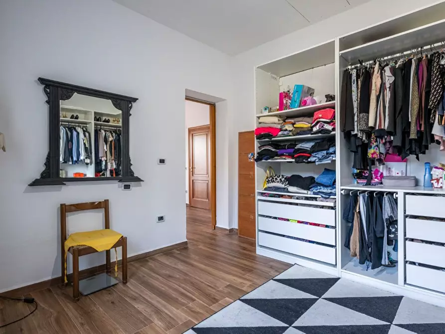 Immagine 38 di Casa indipendente in vendita  a Santa Maria A Monte