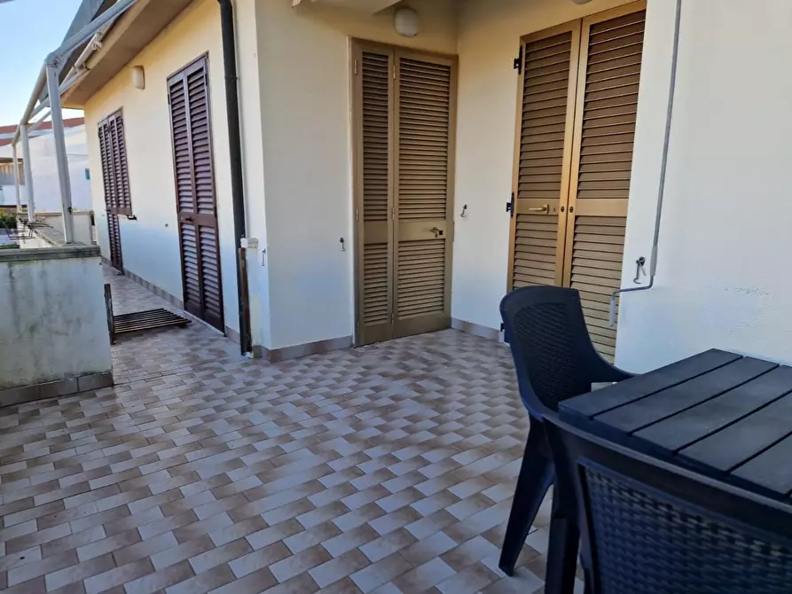 Immagine 2 di Appartamento in affitto  a Cecina