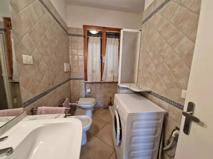 Immagine 7 di Appartamento in affitto  a Cecina