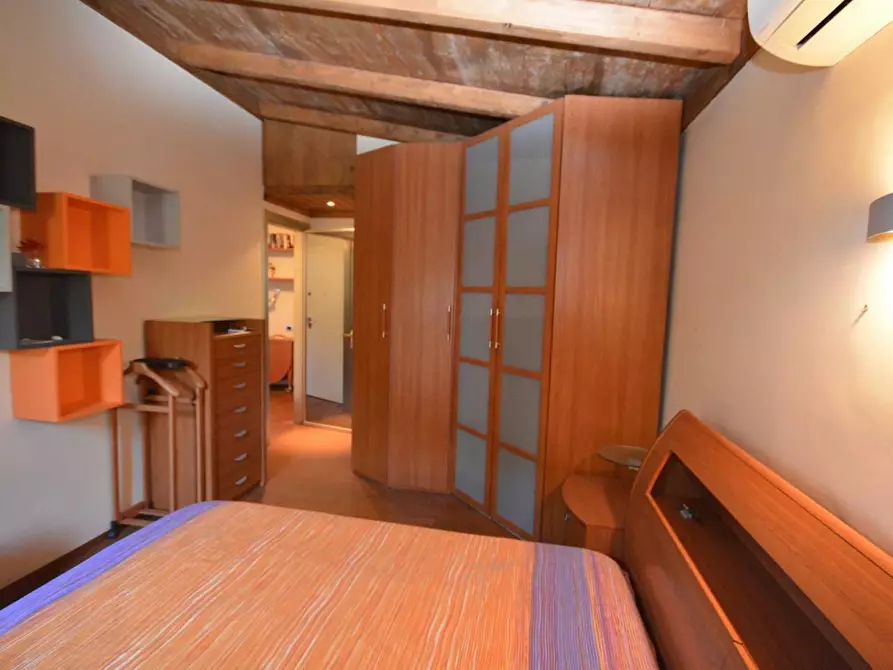 Immagine 7 di Appartamento in vendita  a Massa