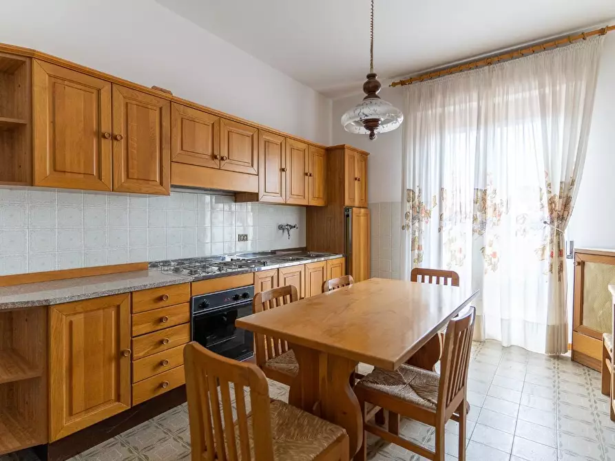 Immagine 17 di Appartamento in vendita  a Empoli