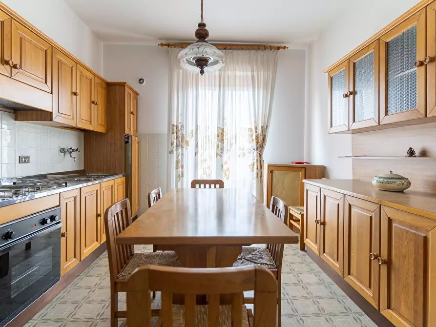 Immagine 16 di Appartamento in vendita  a Empoli