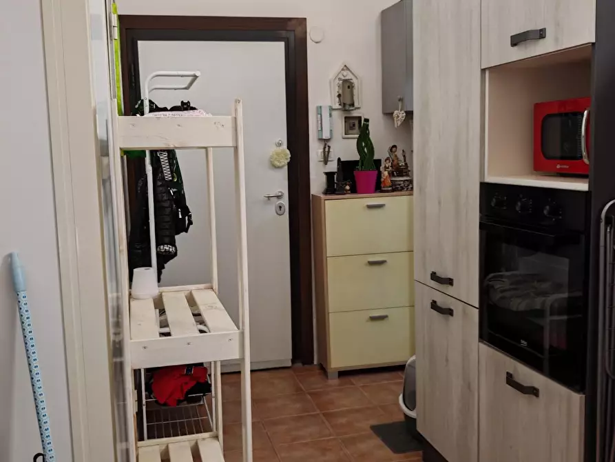 Immagine 8 di Appartamento in vendita  a Carrara