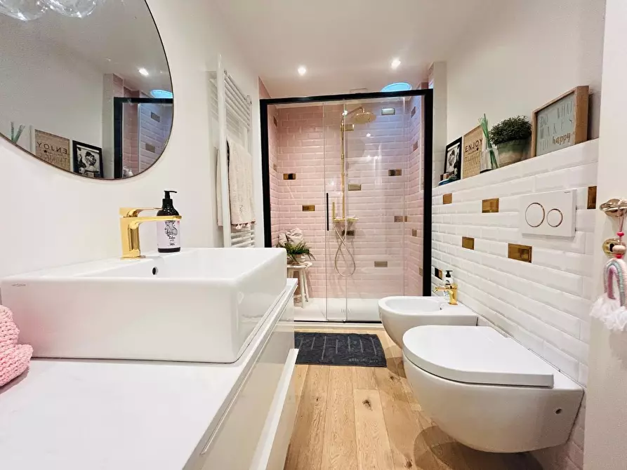 Immagine 20 di Appartamento in vendita  a Empoli