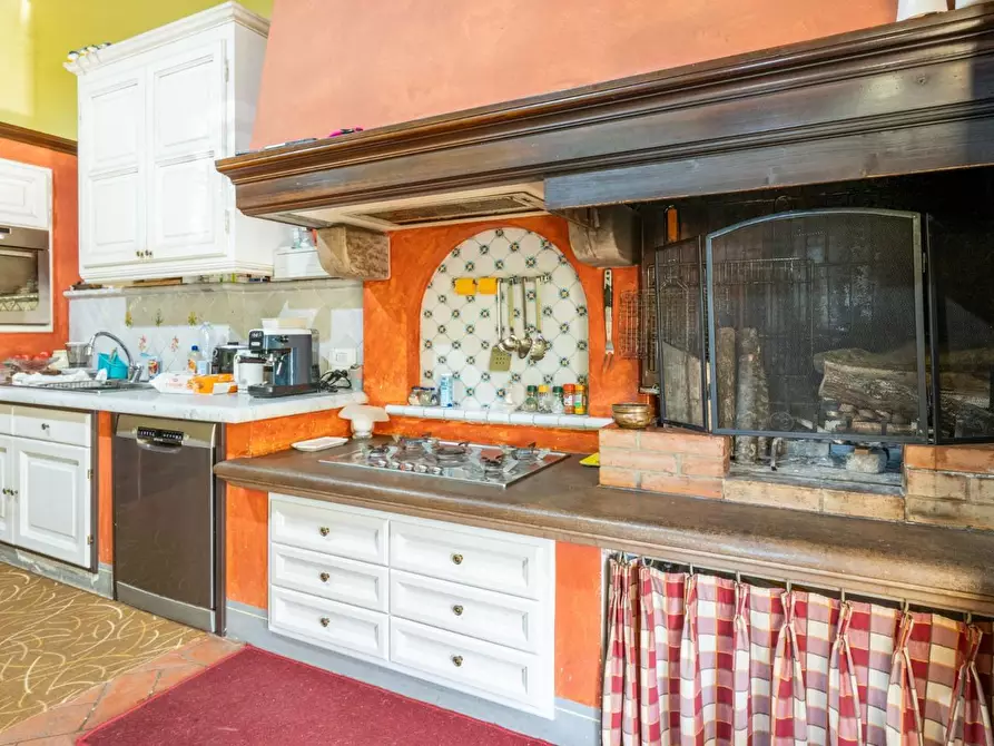 Immagine 14 di Villetta a schiera in vendita  a Crespina Lorenzana