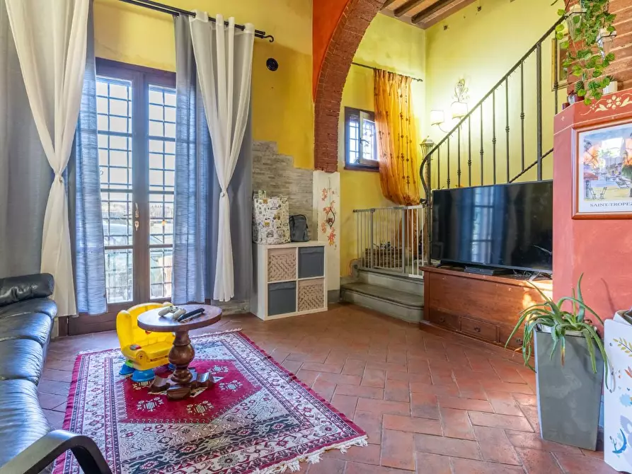 Immagine 6 di Villetta a schiera in vendita  a Crespina Lorenzana