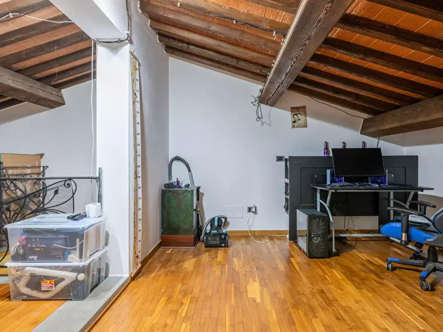 Immagine 32 di Villetta a schiera in vendita  a Crespina Lorenzana