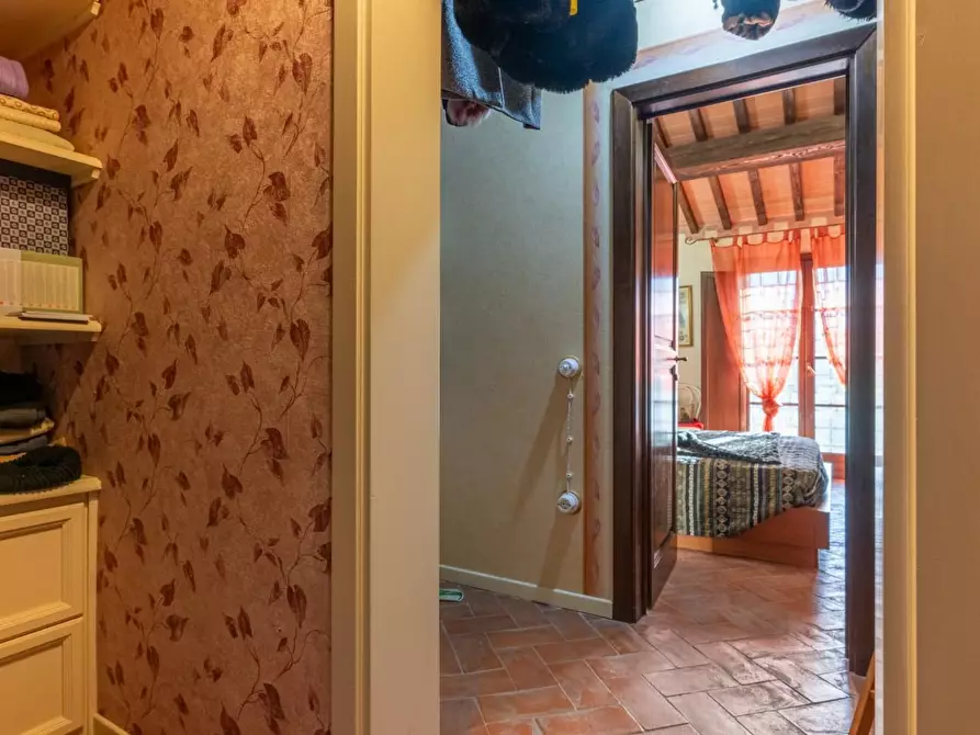 Immagine 22 di Villetta a schiera in vendita  a Crespina Lorenzana