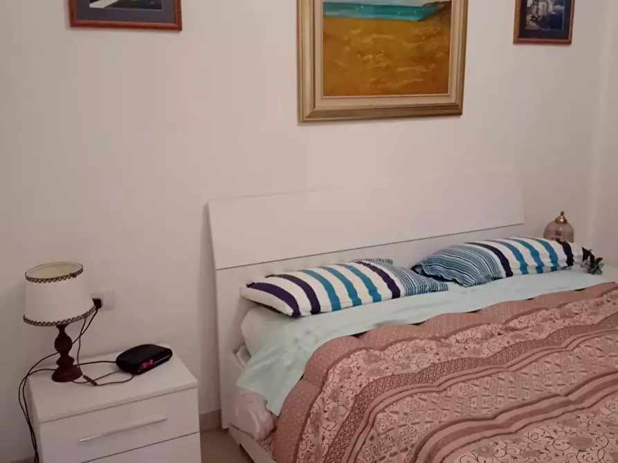 Immagine 13 di Appartamento in vendita  a Carrara