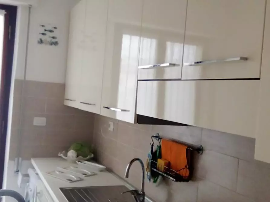 Immagine 5 di Appartamento in vendita  a Carrara