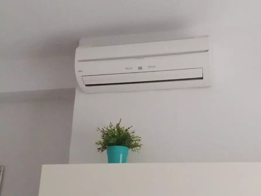 Immagine 19 di Appartamento in vendita  a Carrara