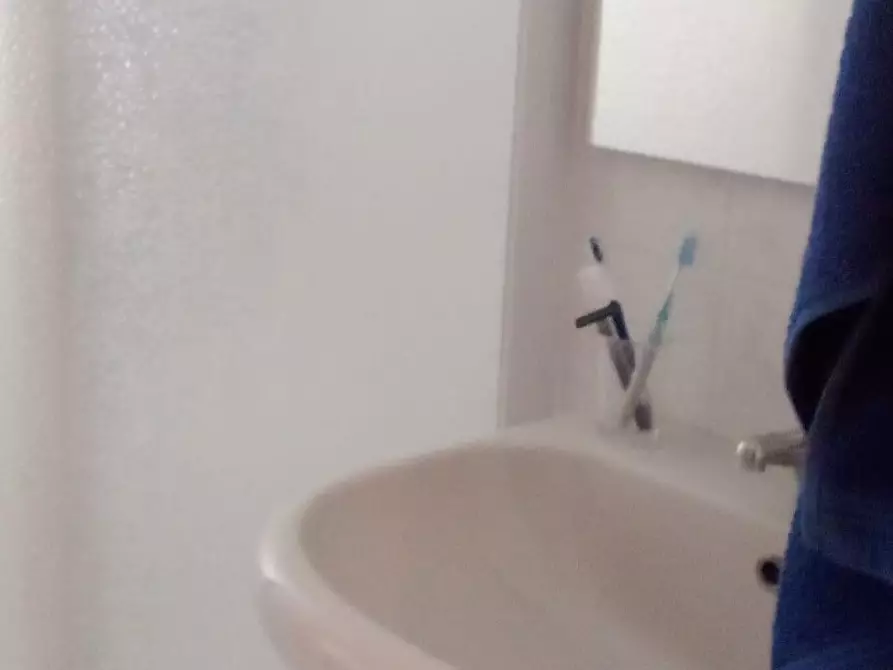 Immagine 22 di Appartamento in vendita  a Carrara