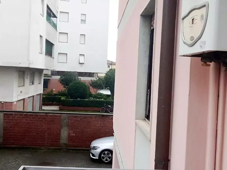 Immagine 16 di Appartamento in vendita  a Carrara