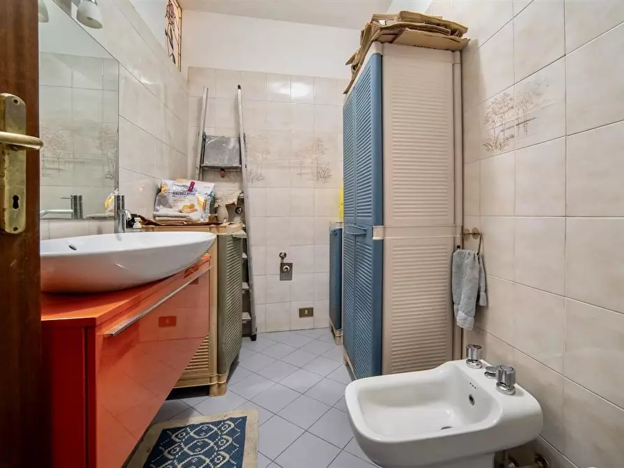 Immagine 15 di Casa bifamiliare in vendita  a San Giuliano Terme