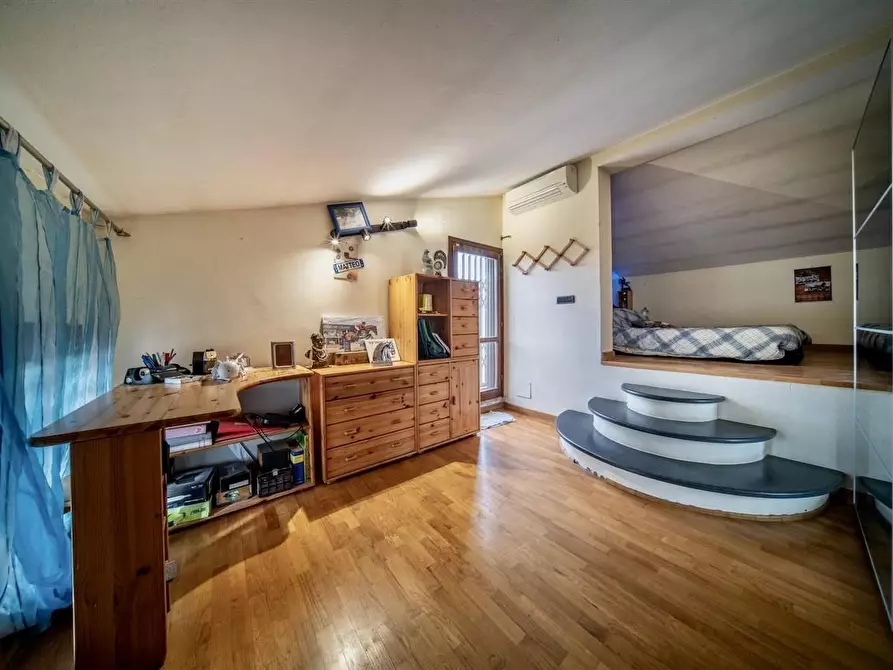 Immagine 11 di Casa bifamiliare in vendita  a San Giuliano Terme