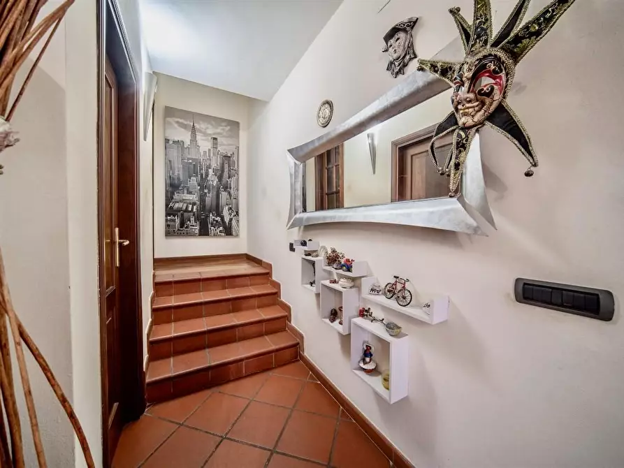 Immagine 6 di Casa bifamiliare in vendita  a San Giuliano Terme