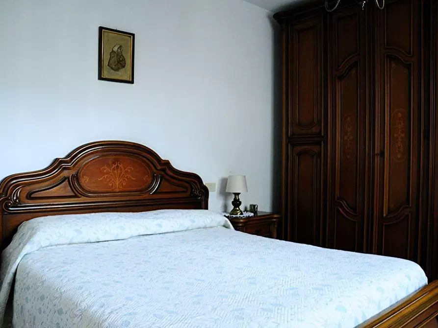 Immagine 18 di Appartamento in vendita  a Colle Di Val D'elsa