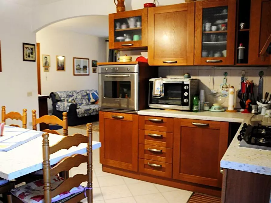 Immagine 11 di Appartamento in vendita  a Colle Di Val D'elsa