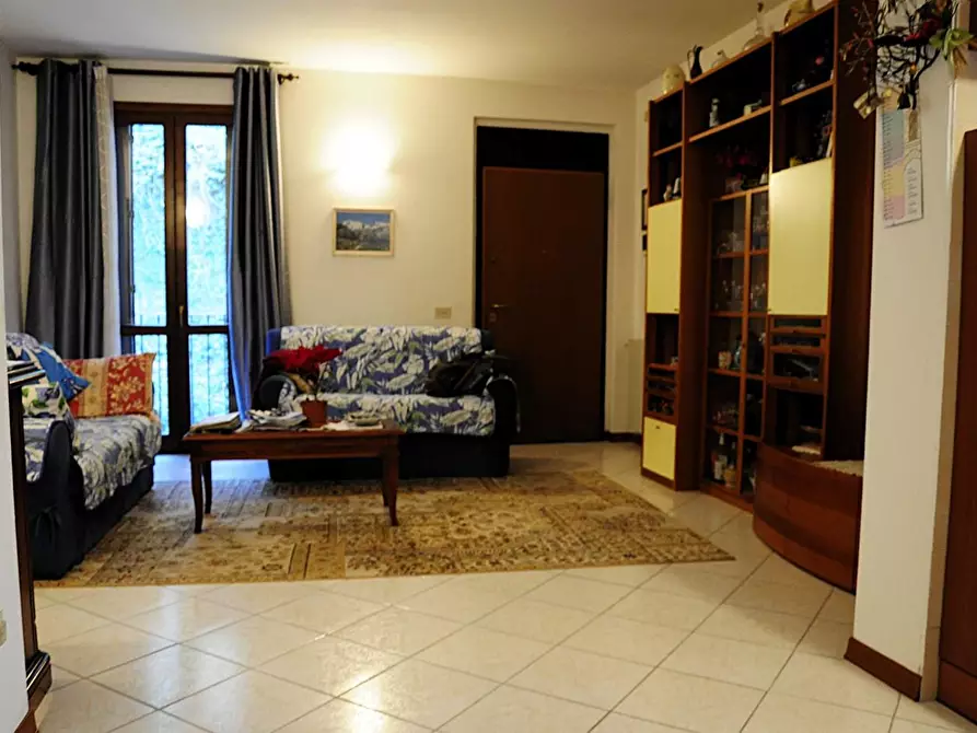 Immagine 9 di Appartamento in vendita  a Colle Di Val D'elsa