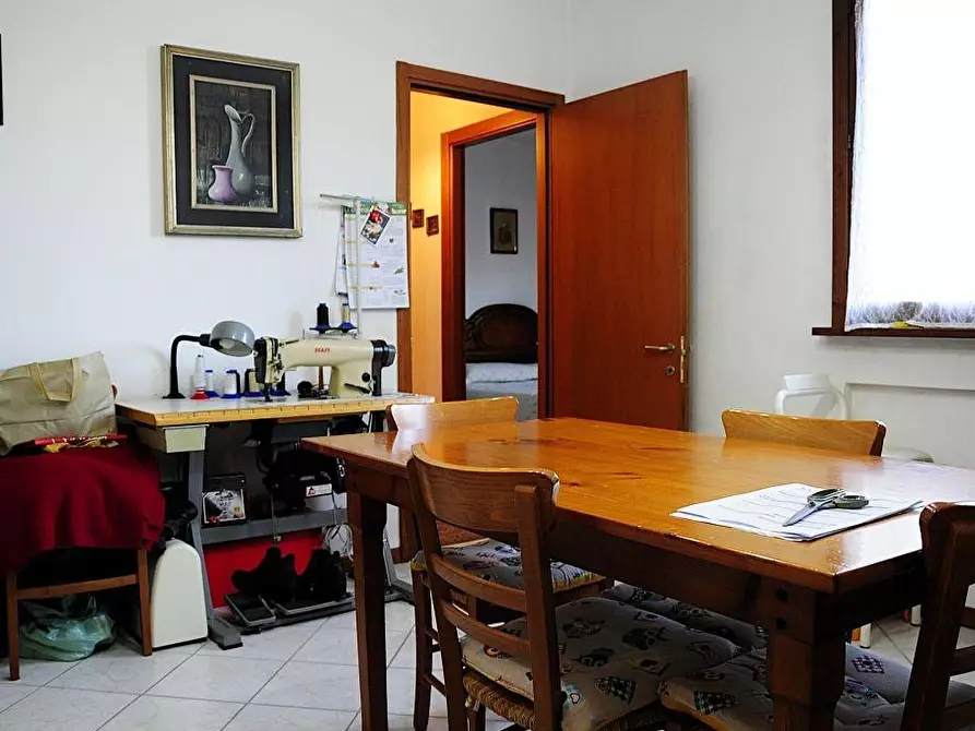 Immagine 22 di Appartamento in vendita  a Colle Di Val D'elsa