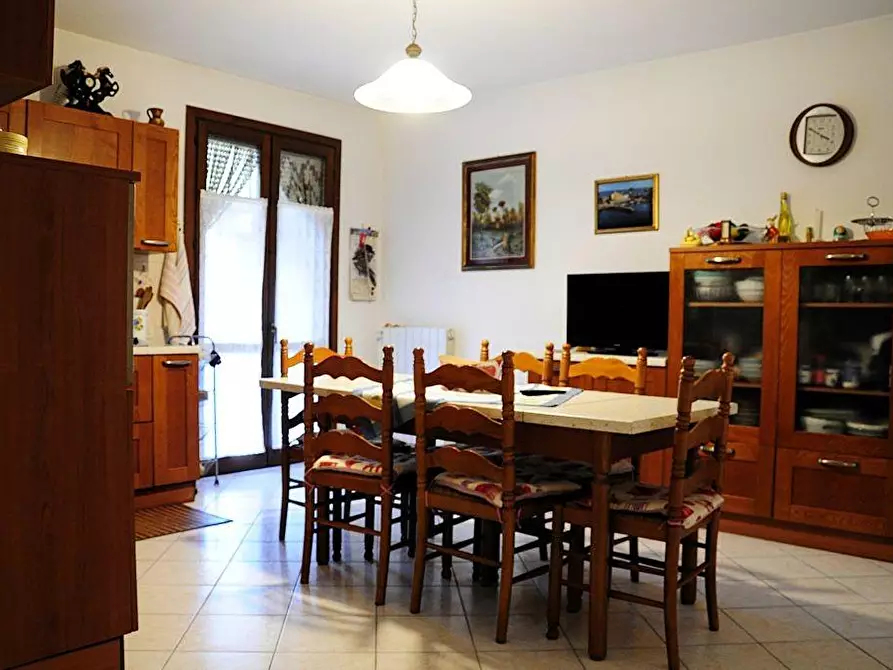 Immagine 4 di Appartamento in vendita  a Colle Di Val D'elsa