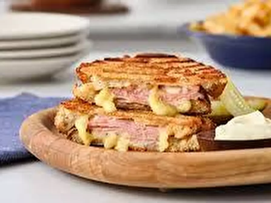 Immagine 12 di Bar / Ristorante in vendita  a Livorno